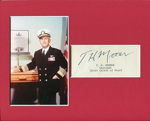 Демонстрация на снимки с автограф на адмирал Томас Хинмана Мурера От на началник-щабовете на Въоръжените Сили на САЩ - Снимки NFL с автограф